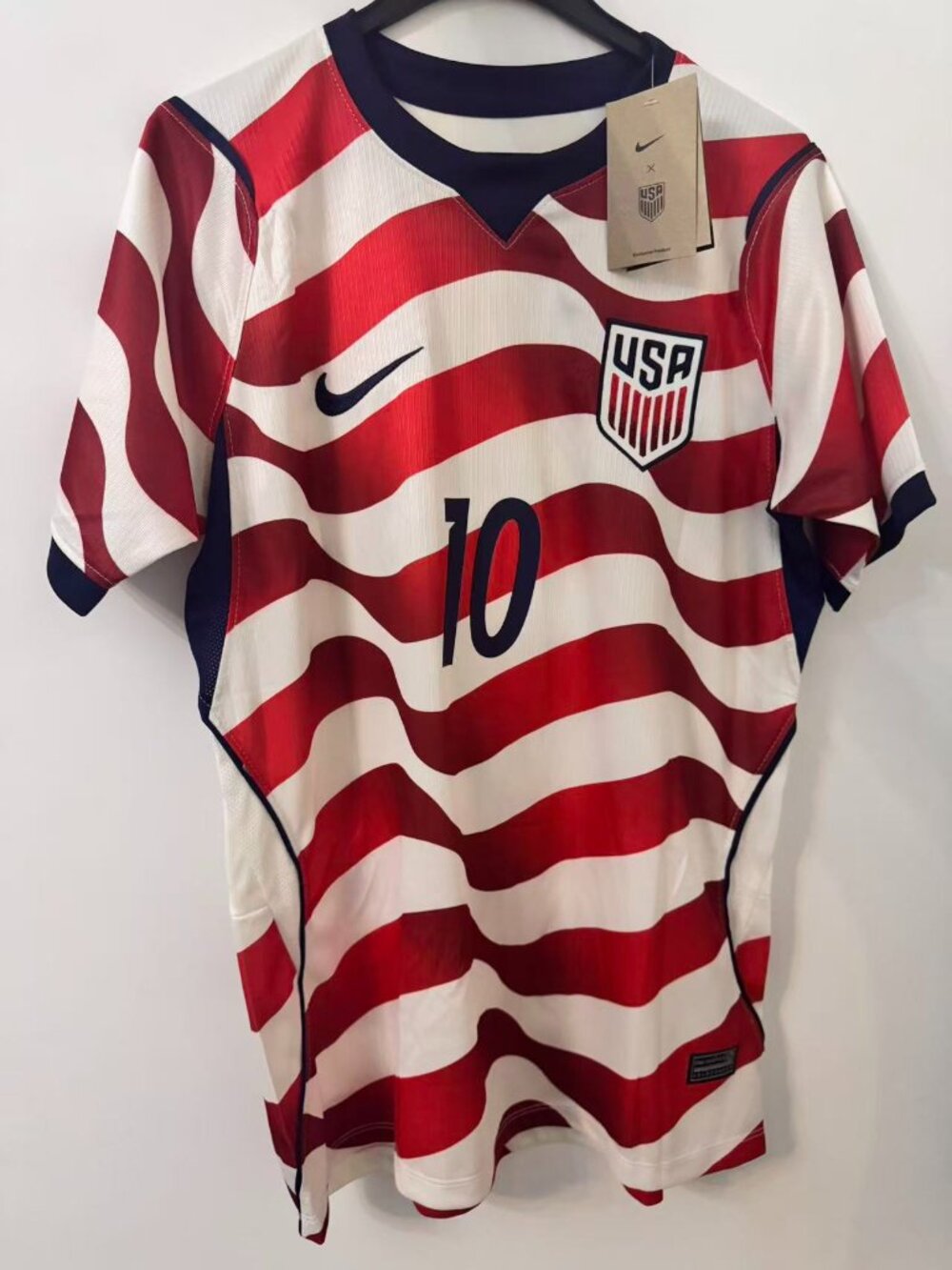 Christian Pulisic #10 Nike USA Soccer Jersey - Home Striped Men's Sizes NWT - Picture 2 of 8